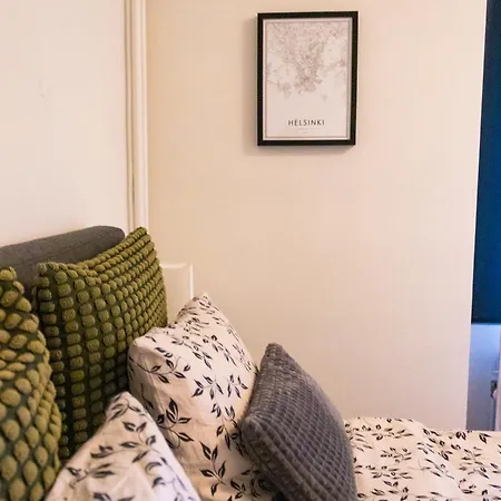 Stylish Urban Escape In דירה הלסינקי