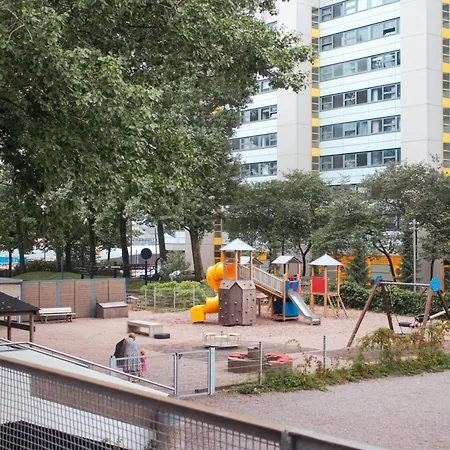 Stylish Urban Escape In דירה הלסינקי
