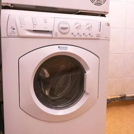 Stylish Urban Escape In Apartmán *