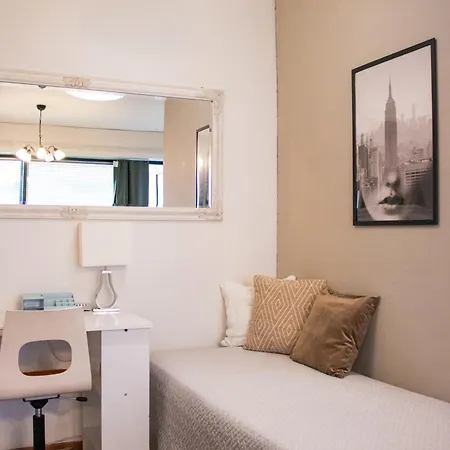Apartmán Stylish Urban Escape In *